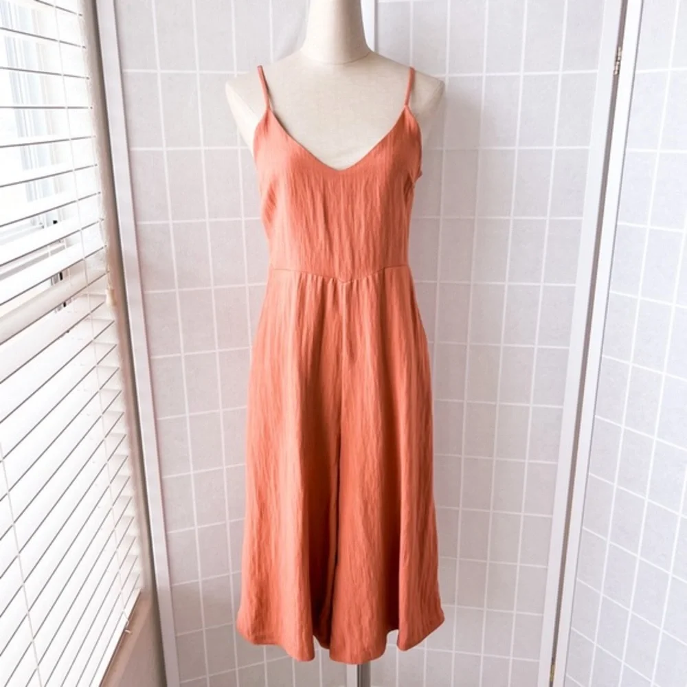 GIANNI BINI Orange Woven V Neck Cropped Wide Leg Jumpsuit - Picture 1 of 14
